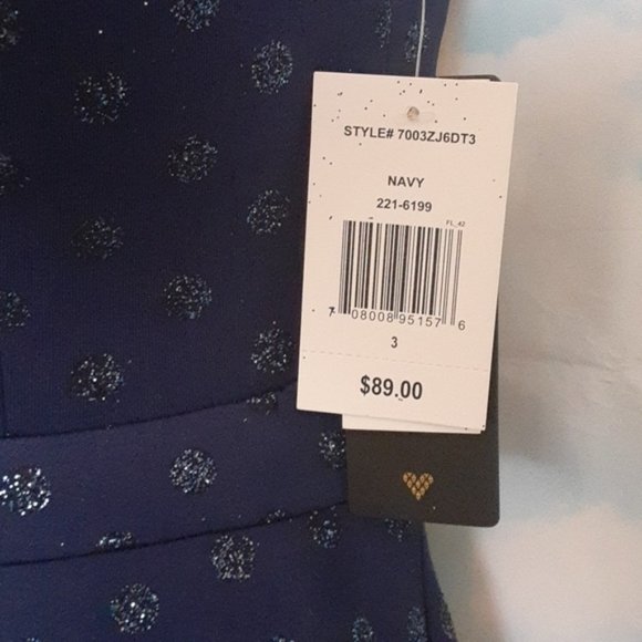 Juniors Sleeveless Fit + Flare Dress Size 3 NWT - Picture 3 of 8